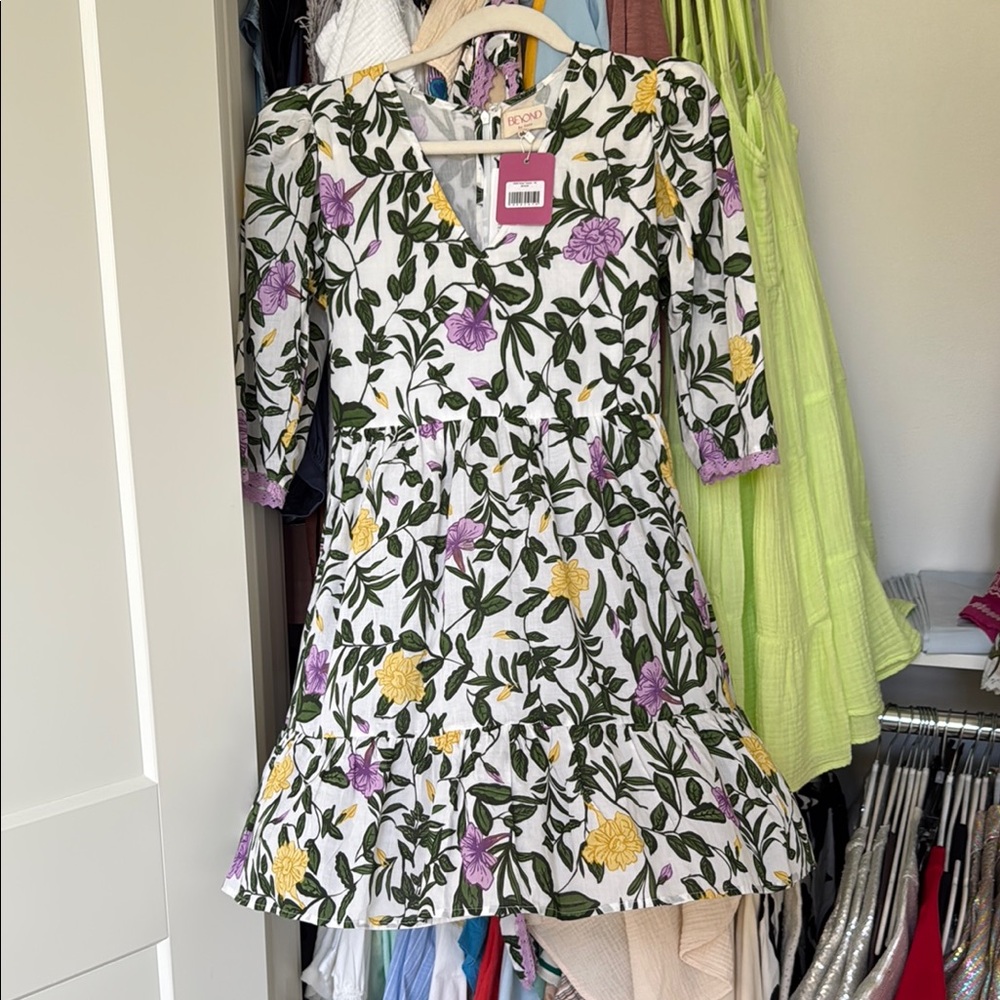 Beyond by Vera floral  Tiered Dress